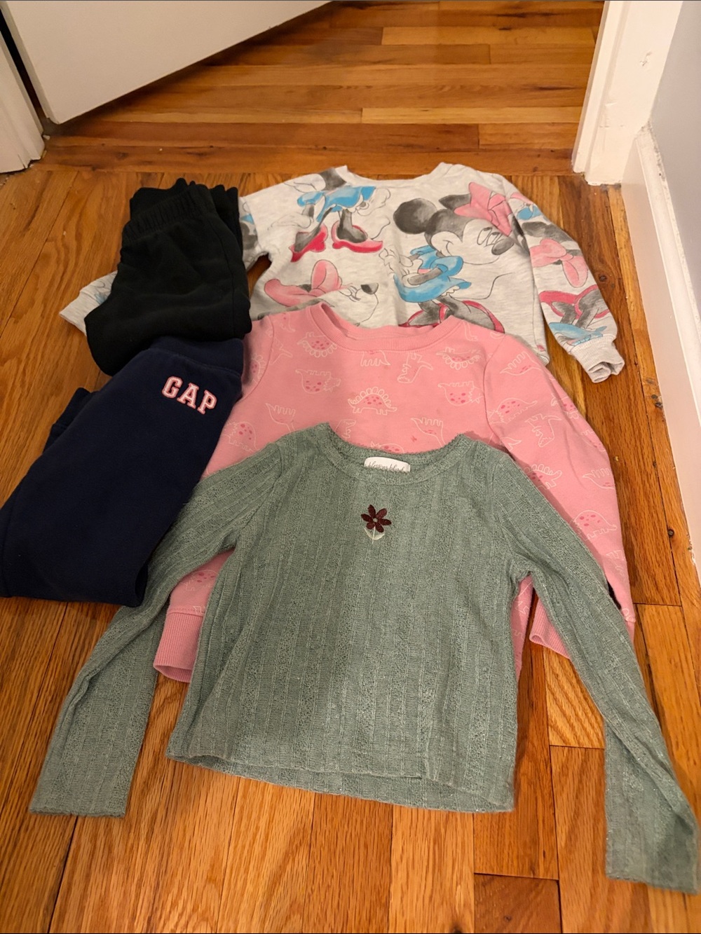 4T bundle sweats